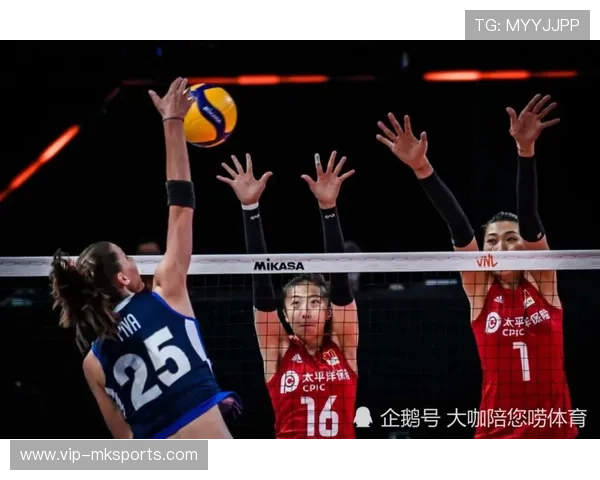 浙江队外围强势出手，擦柱偏出让人遗憾