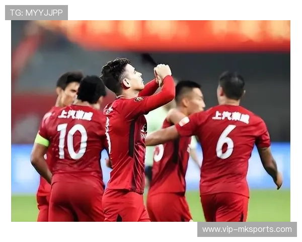 上港引进南美冠军队MVP，球迷热议新赛季战力